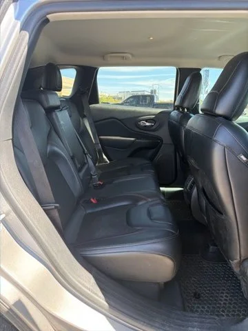 2021 Jeep Cherokee Trailhawk - Photo 10
