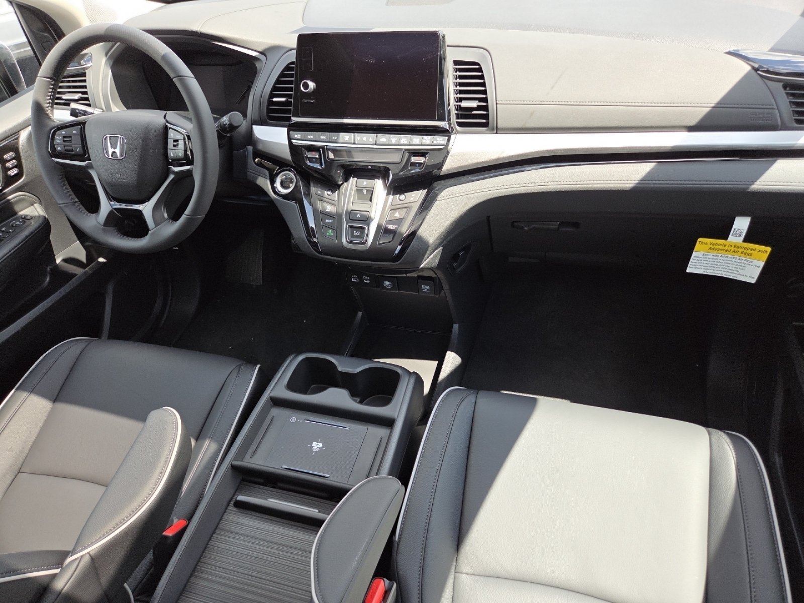New 2026 Platinum White Pearl Honda Touring image 29