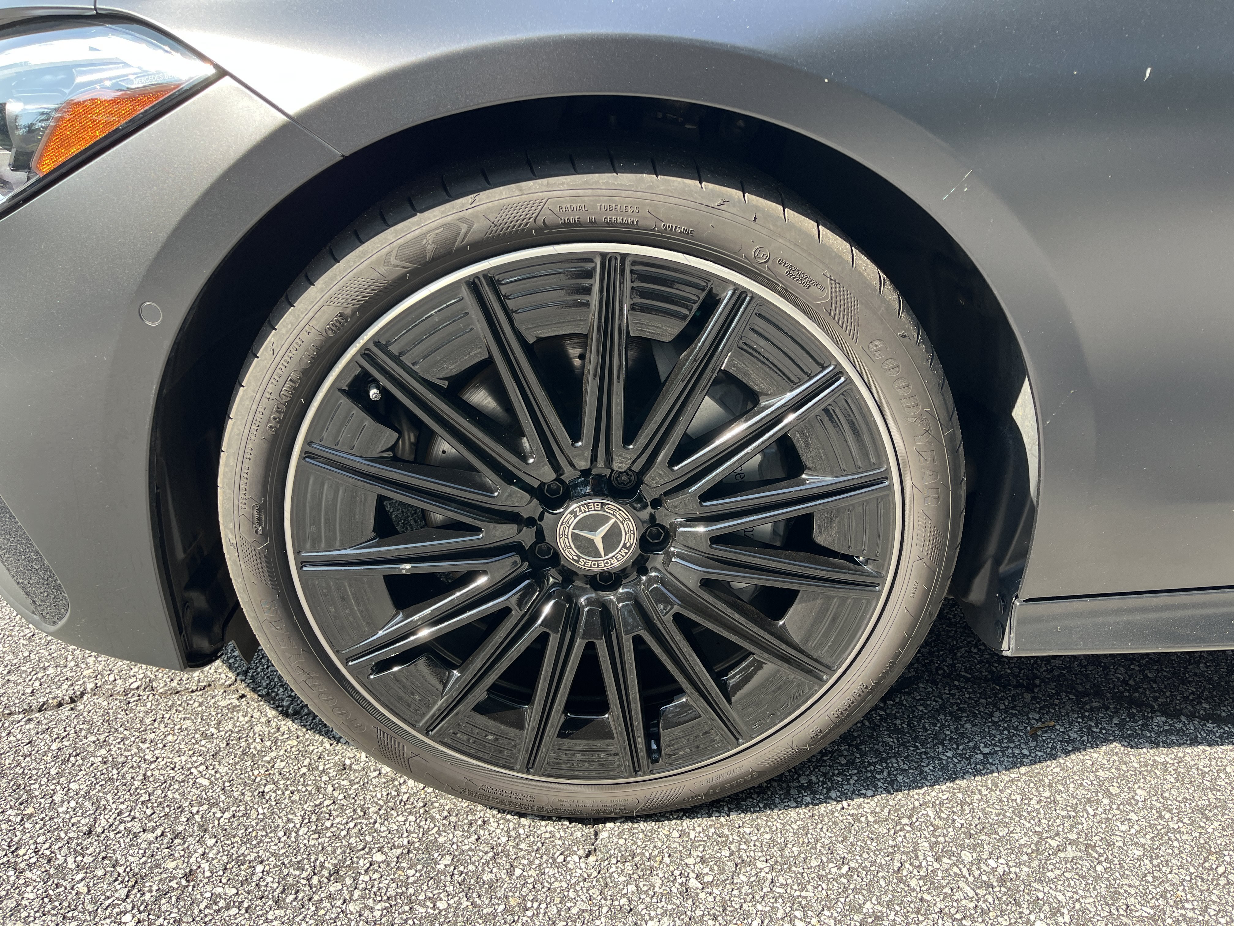 Certified Used 2024 MANUFAKTUR Graphite Grey Magno Mercedes-Benz CLE 300 4MATIC® Coupe image 16