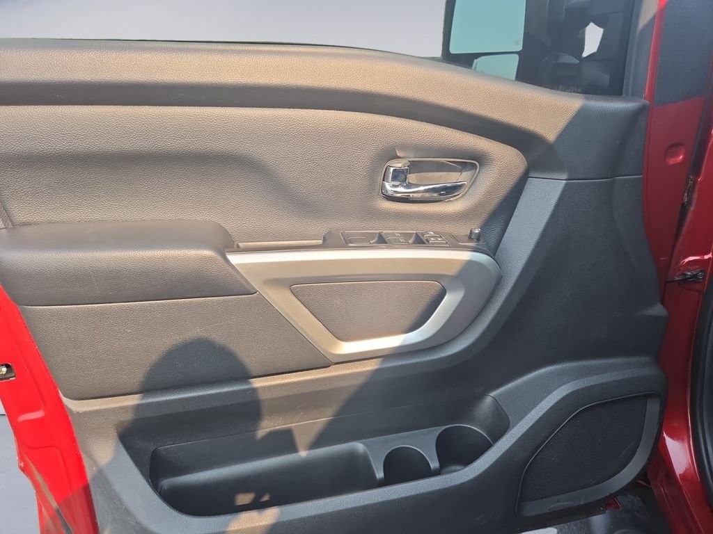 Used 2018 Red Nissan SV image 10