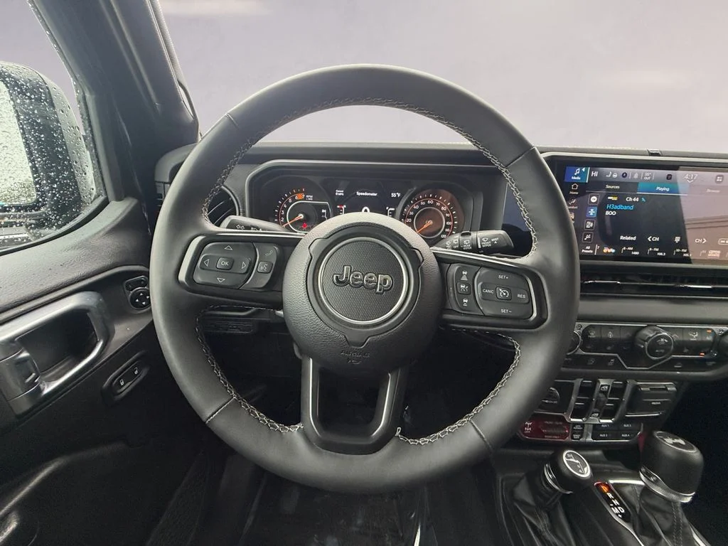 Used 2025 Black Jeep Rubicon image 13