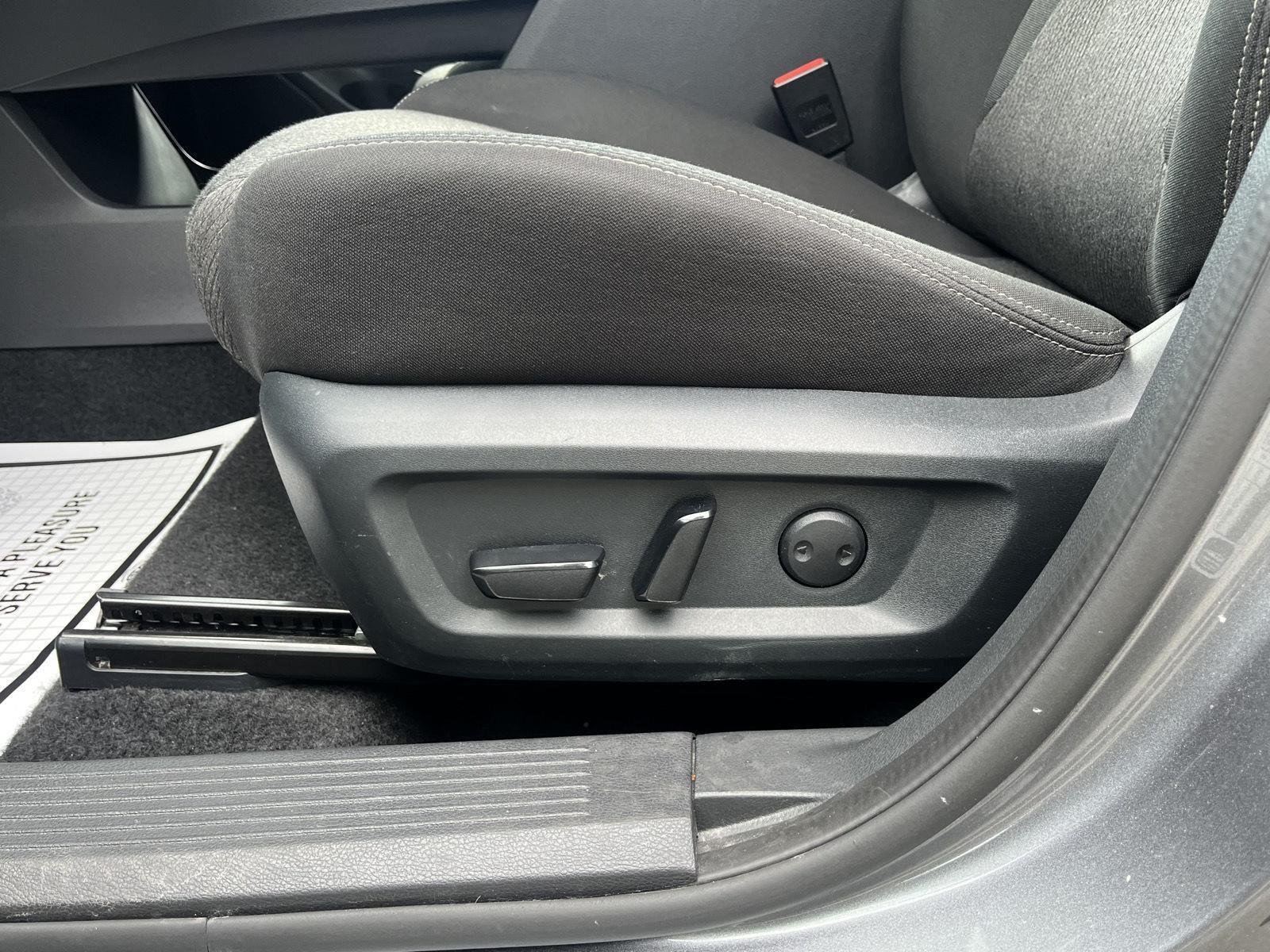 Used 2025 Gun Metallic Nissan SV image 20