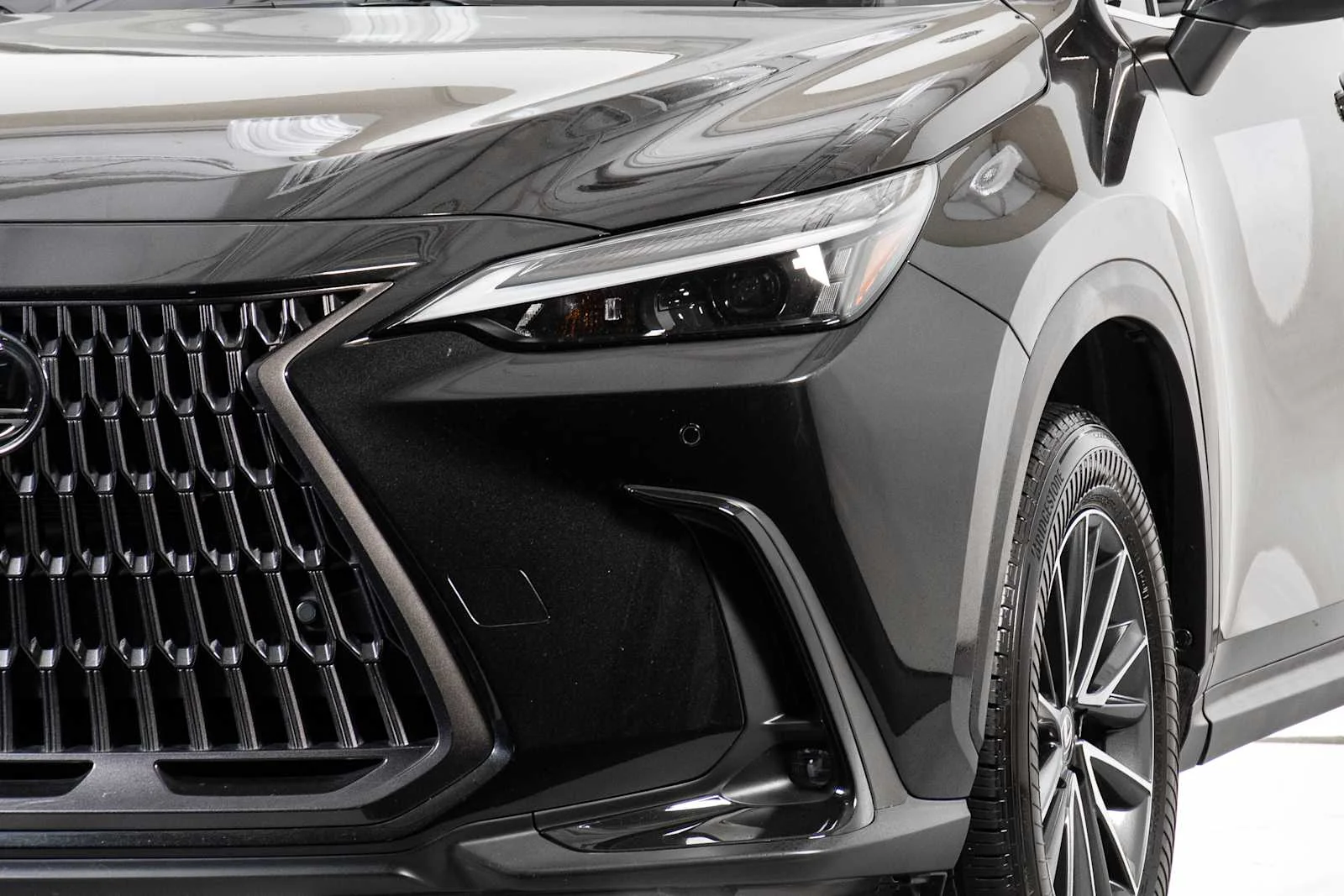 Certified Used 2025 CAVIAR Lexus Premium image 11
