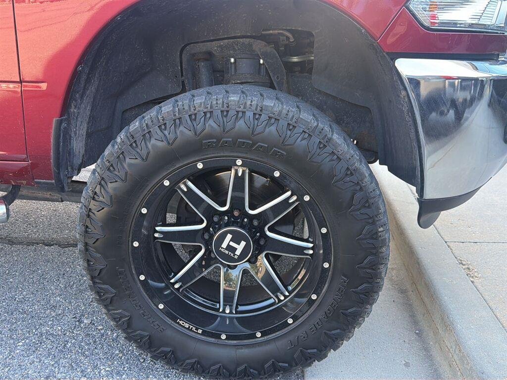 Used 2015 Deep Cherry Red Crystal Pearlcoat Ram Tradesman image 18