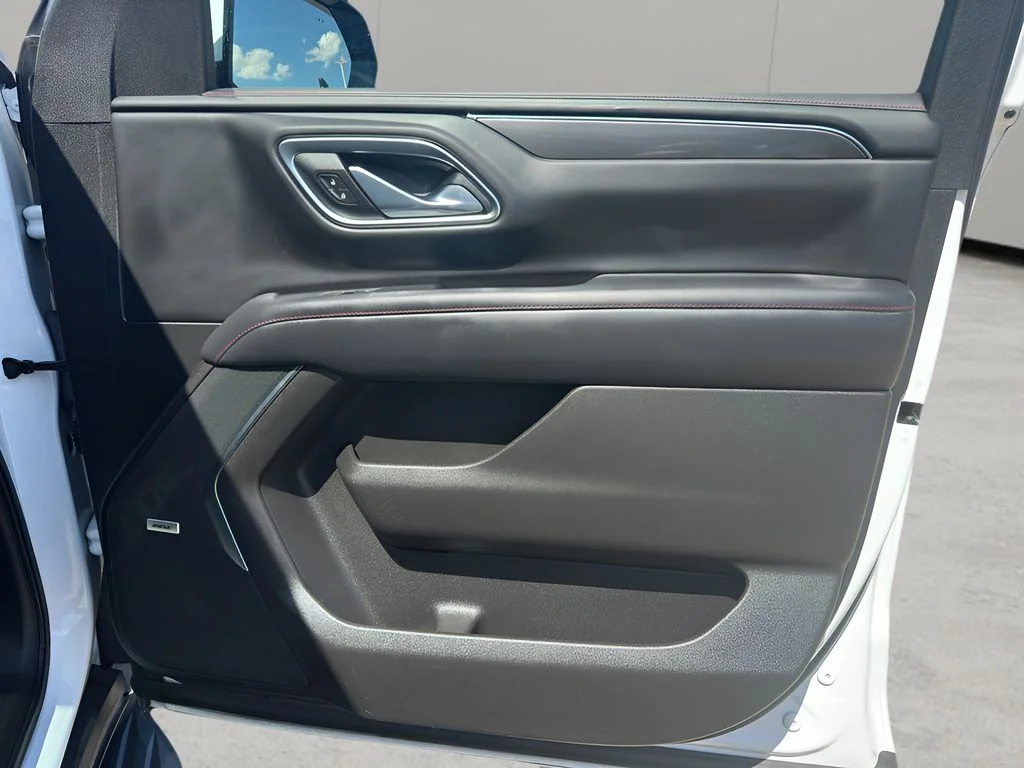 Used 2021 Summit White Chevrolet RST image 27