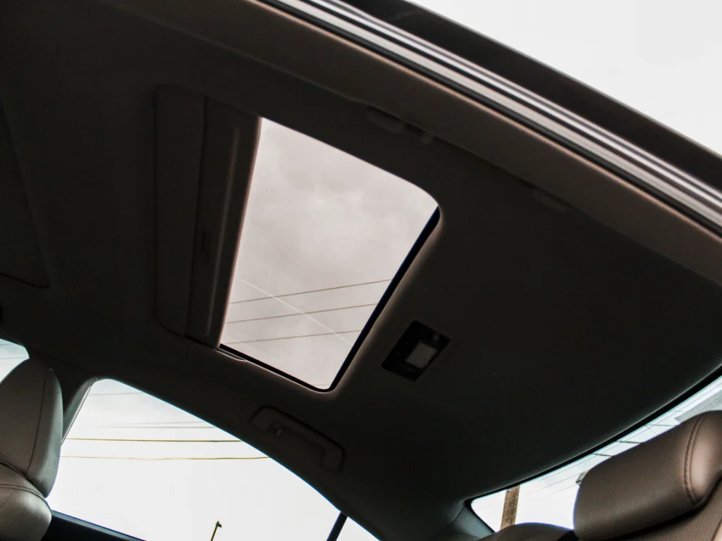 Used 2018 Nebula Gray Pearl Lexus Base image 29