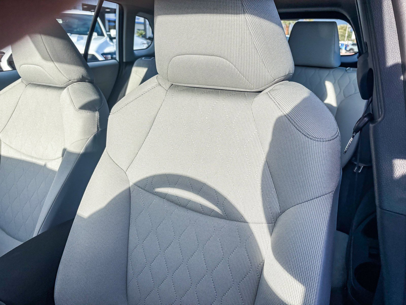 New 2026 Wind Chill Pearl <sup>1</sup> Toyota  L image 23