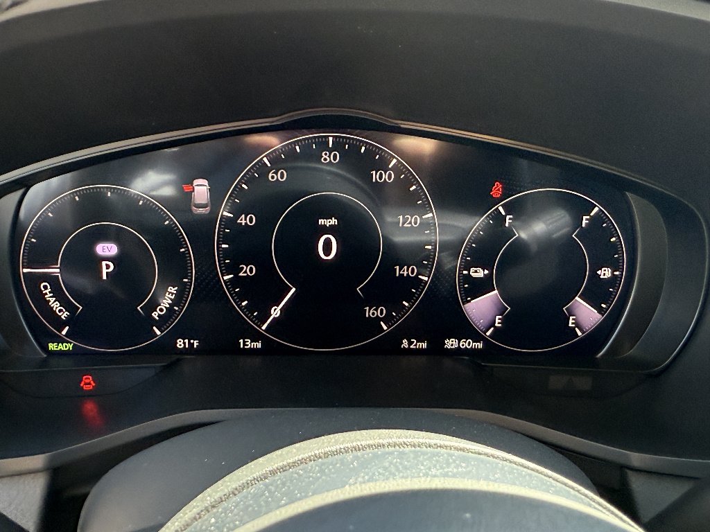 2025 Mazda CX-90 Preferred Package - Photo 16
