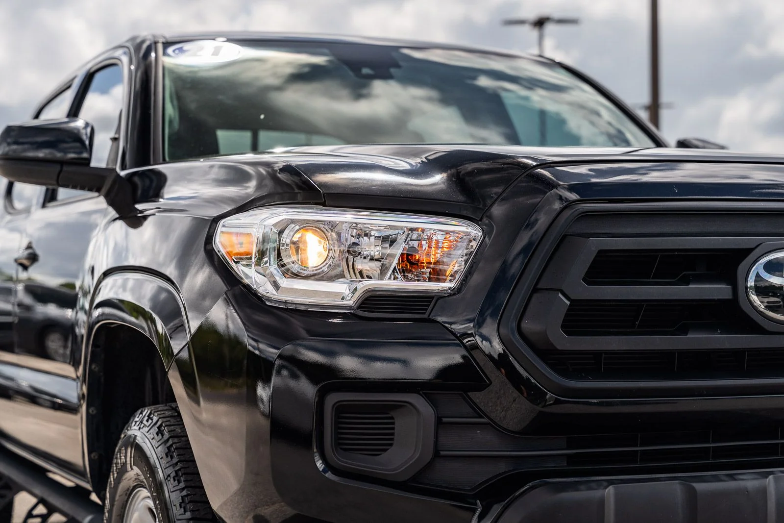 Used 2021 Black Toyota SR image 9