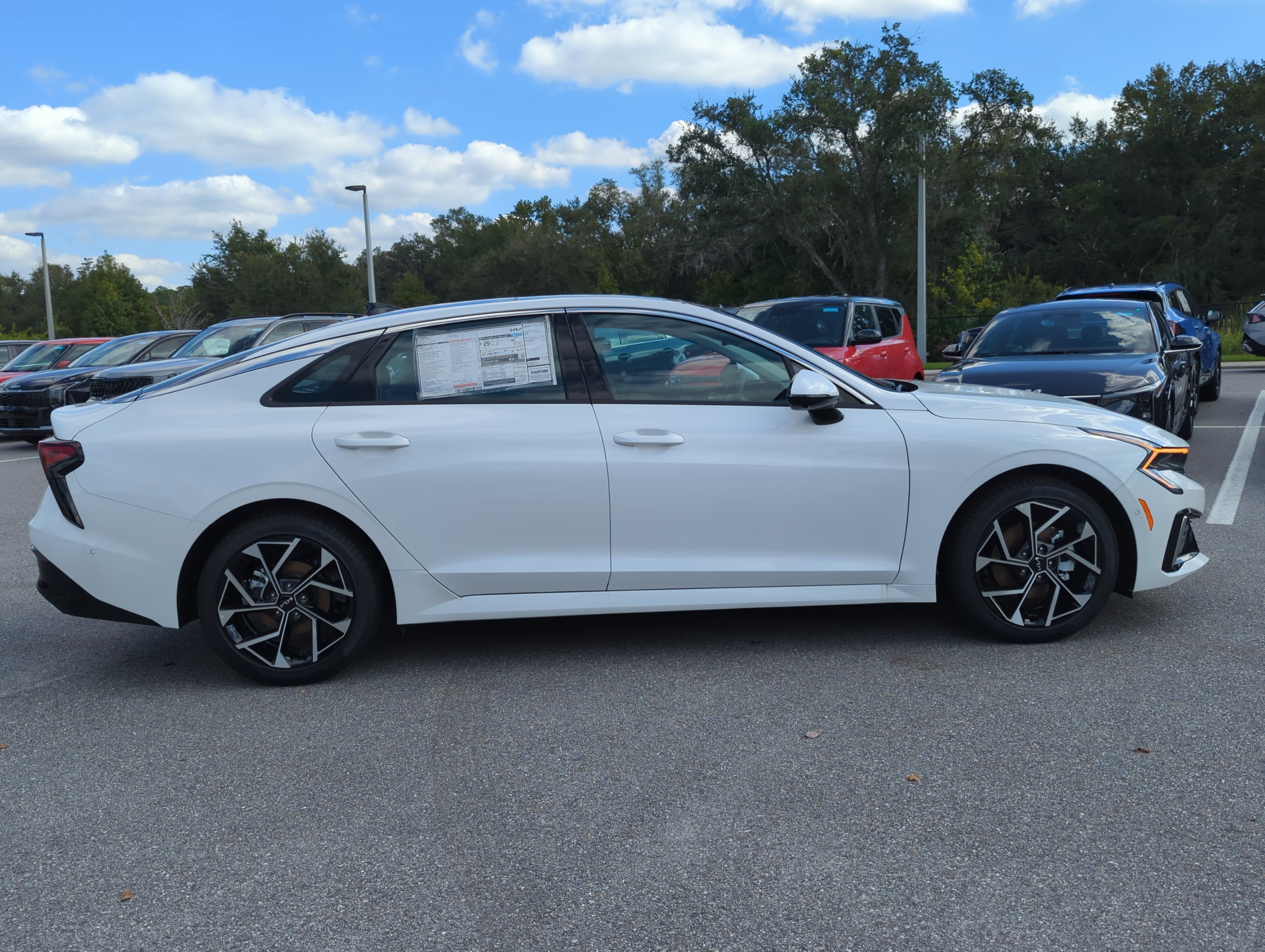 2026 Kia K5 EX - Photo 9