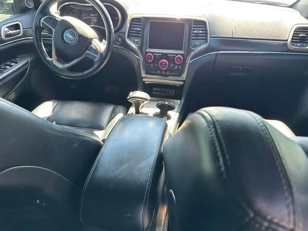 Used 2015 White Jeep Limited image 5