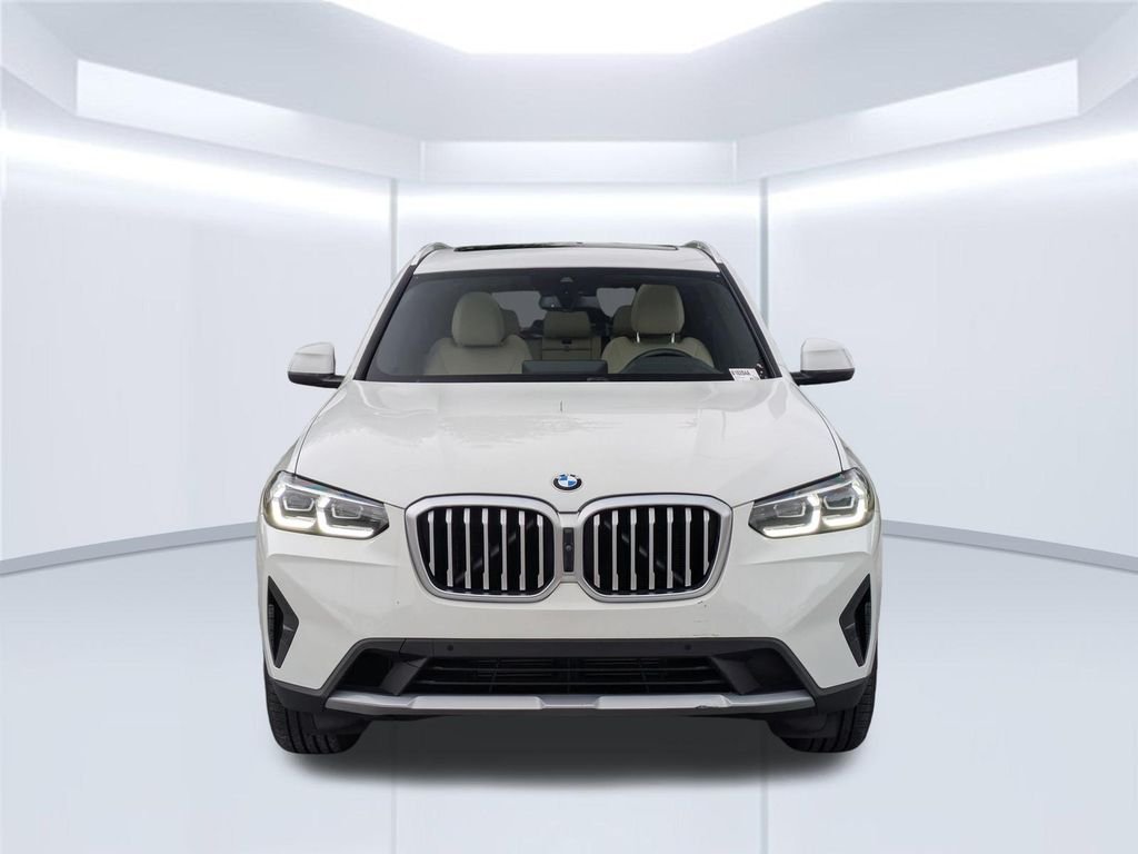 Used 2023 White BMW sDrive30i image 9