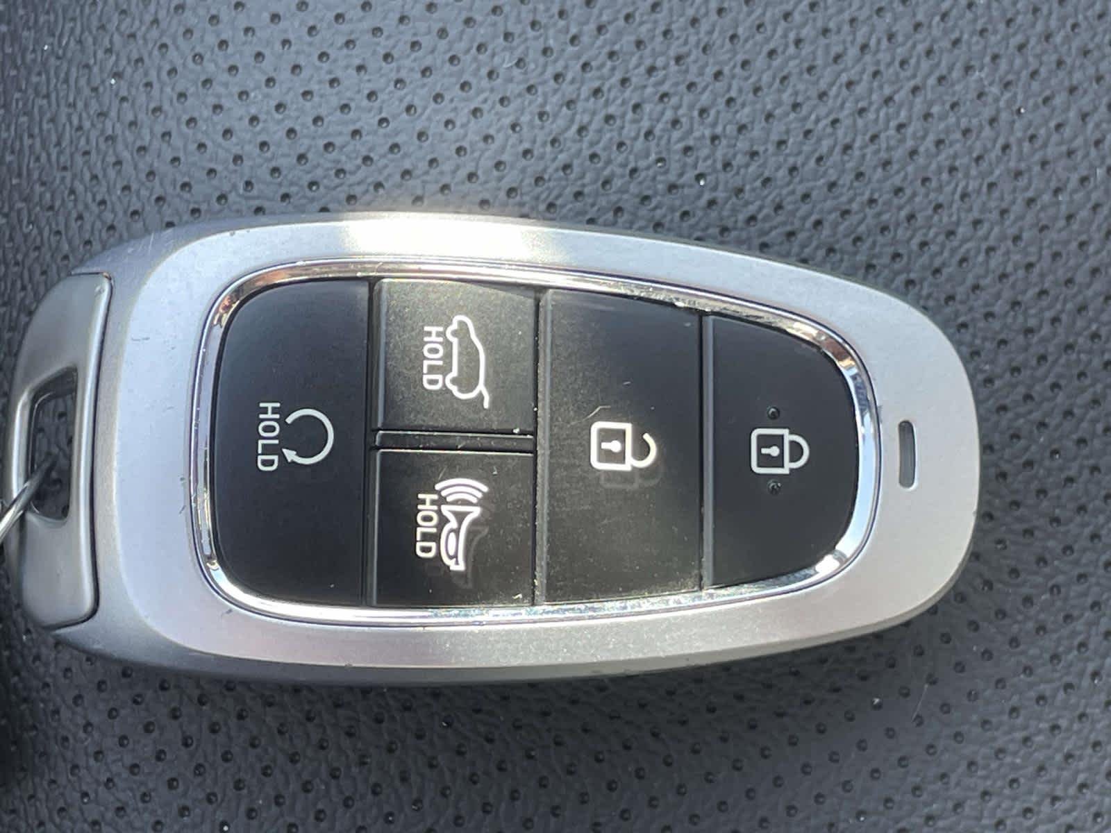 Certified Used 2024 Black Pearl Hyundai SEL image 4