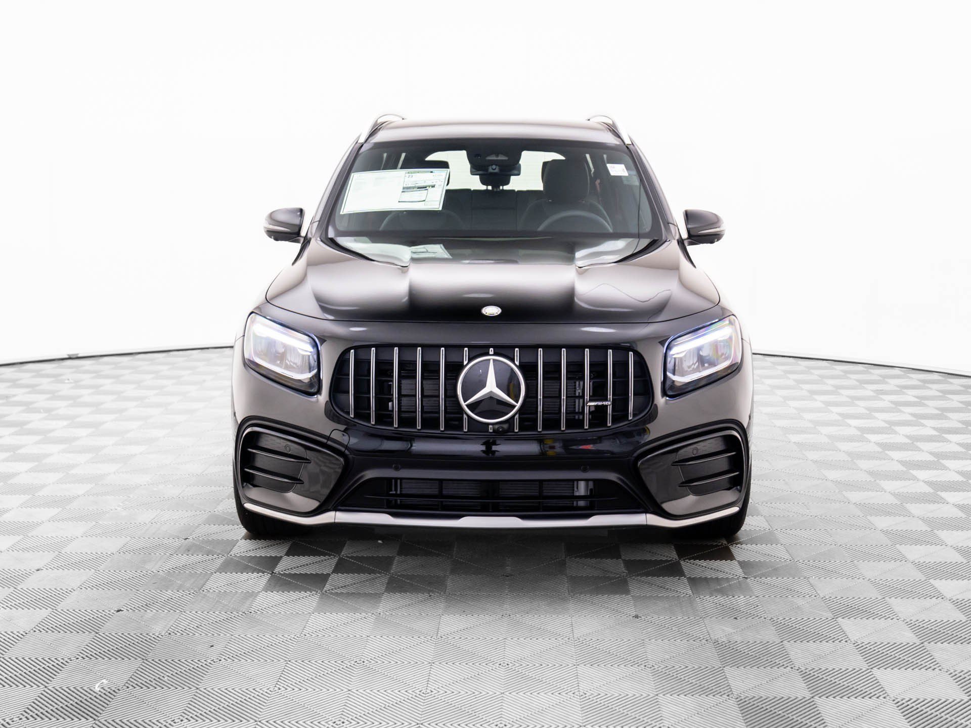 2026 Mercedes-Benz GLB AMG GLB 35 - Photo 48