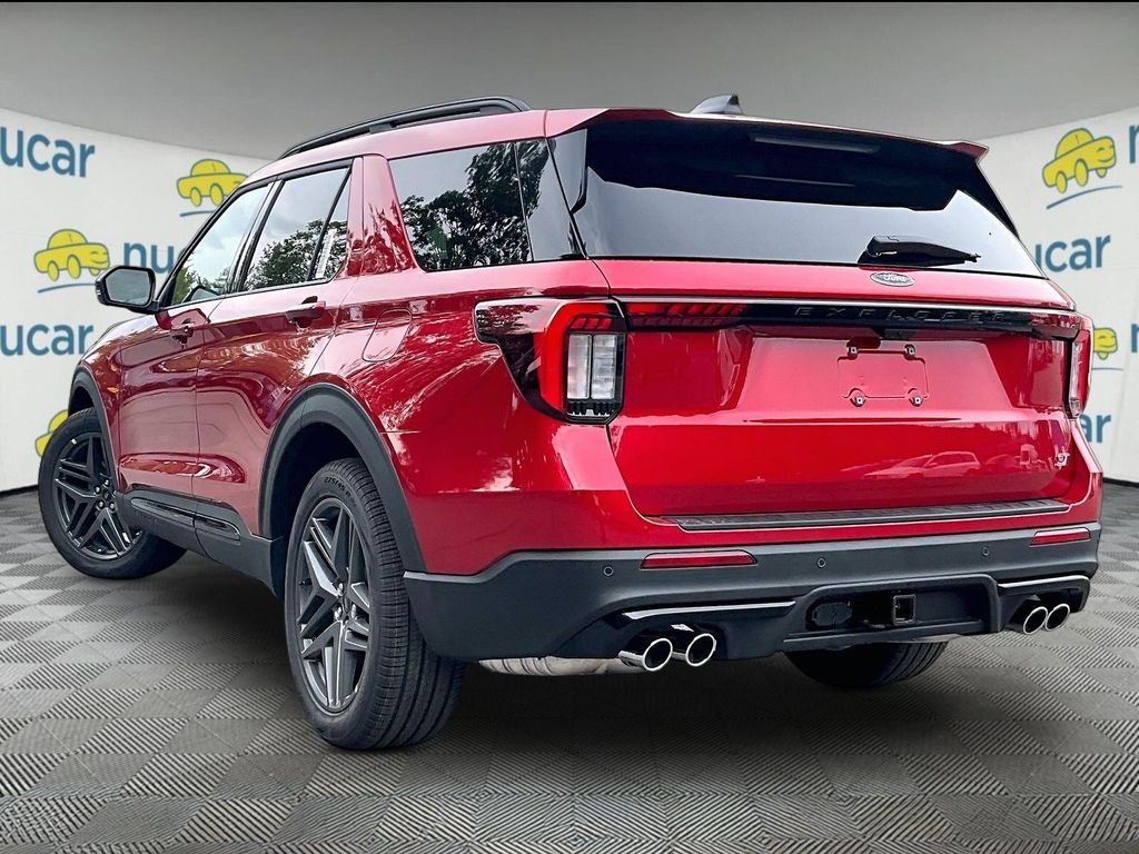 New 2026 Rapid Red Metallic Tinted Clearcoat Ford ST image 4