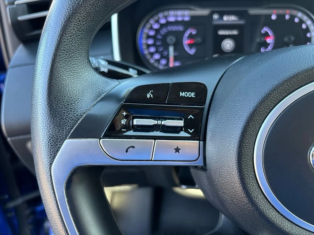 Used 2022 Blue Hyundai SEL image 19