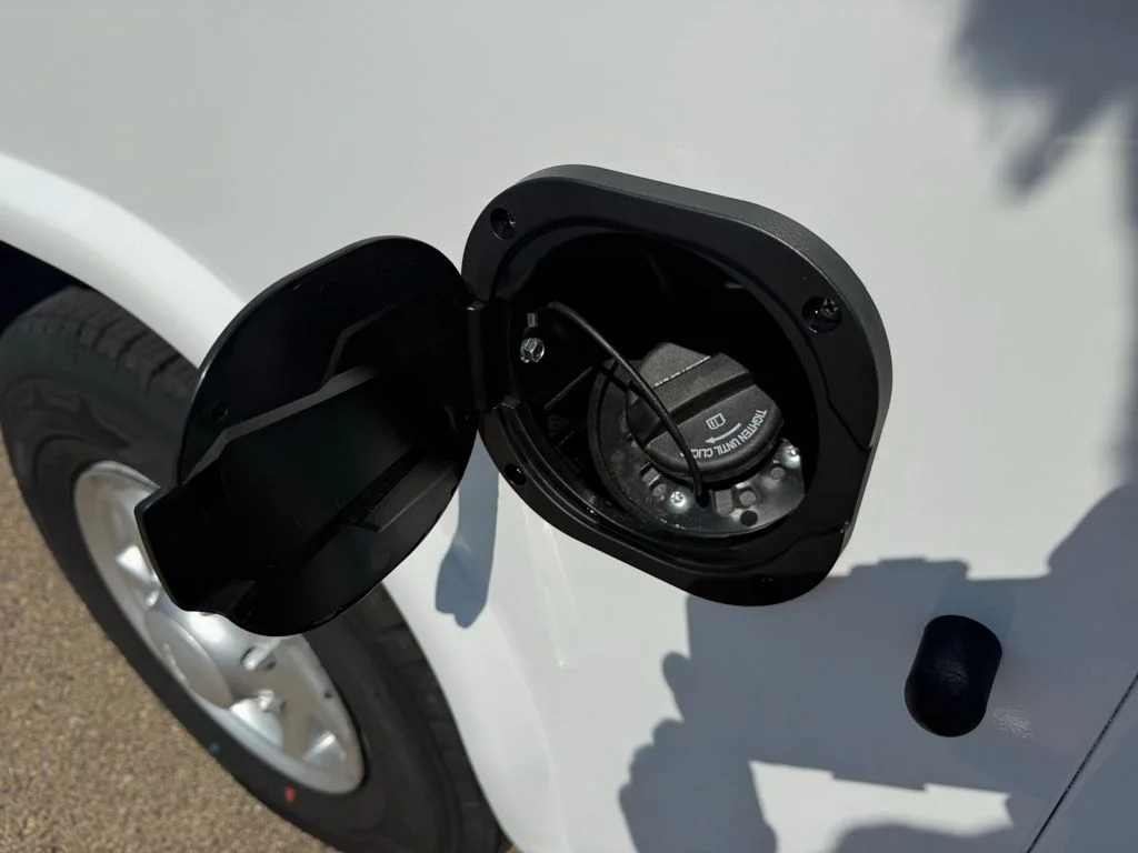 New 2026 Oxford White Ford E-350 SRW image 47