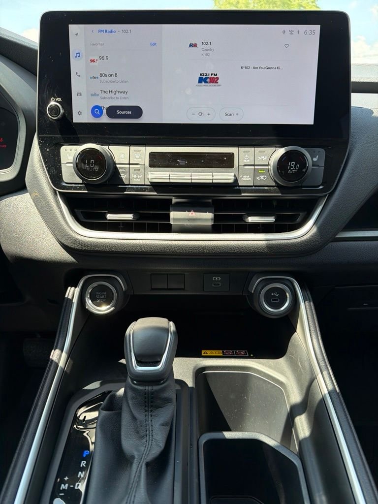 Used 2025 Blueprint Toyota Limited image 19