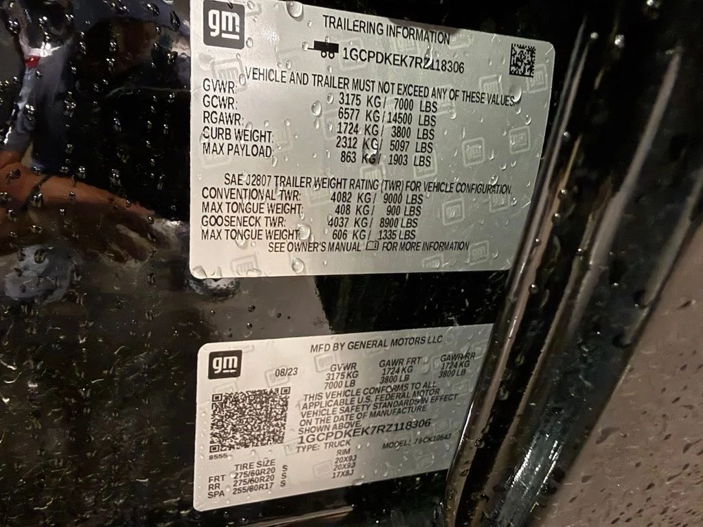 Used 2024 Black Chevrolet LT image 21