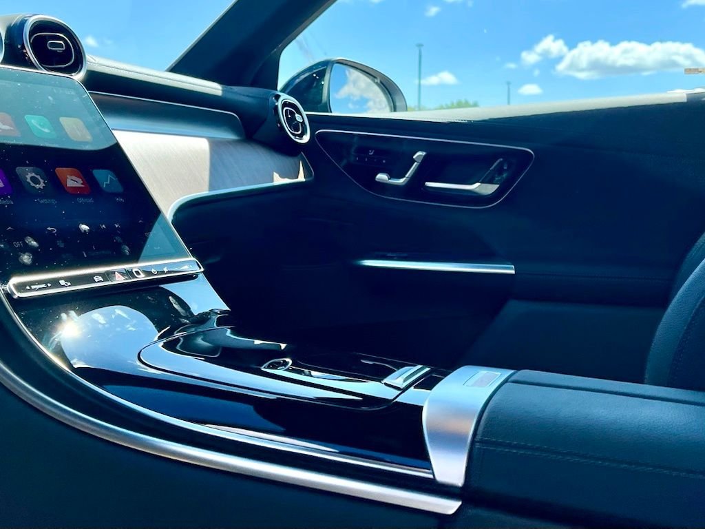 Certified Used 2026  Mercedes-Benz GLC 300 image 13