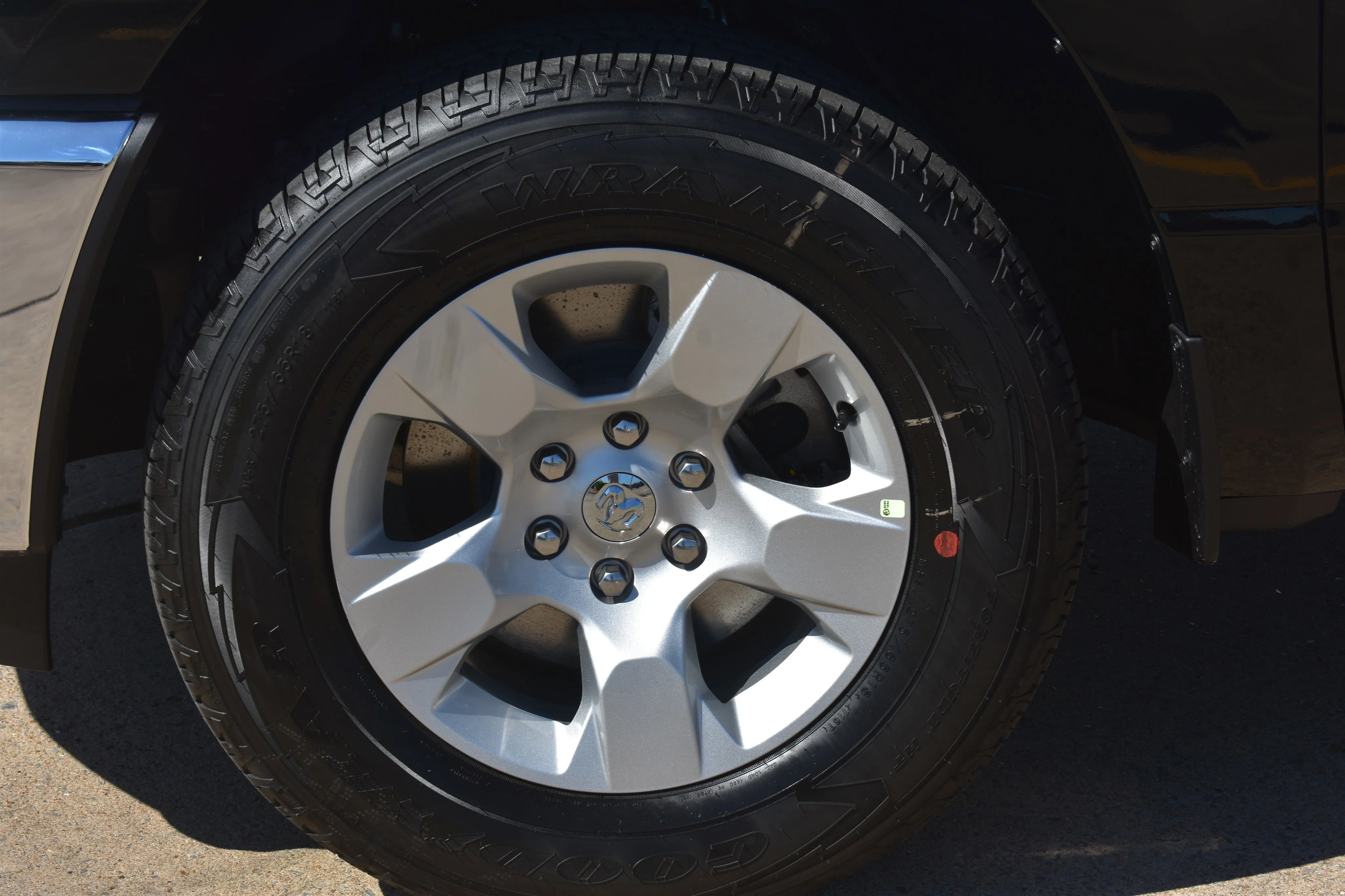 New 2026 Diamond Black Crystal Pearlcoat Ram Tradesman image 10