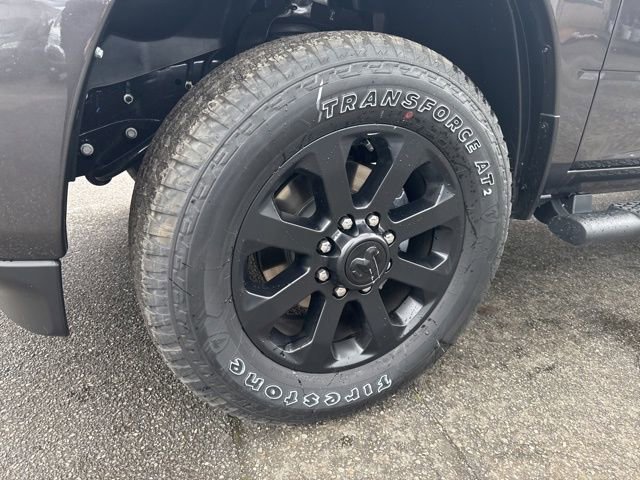 New 2026 Granite Crystal Metallic Clear-Coat Exterior Paint RAM Black Express image 4