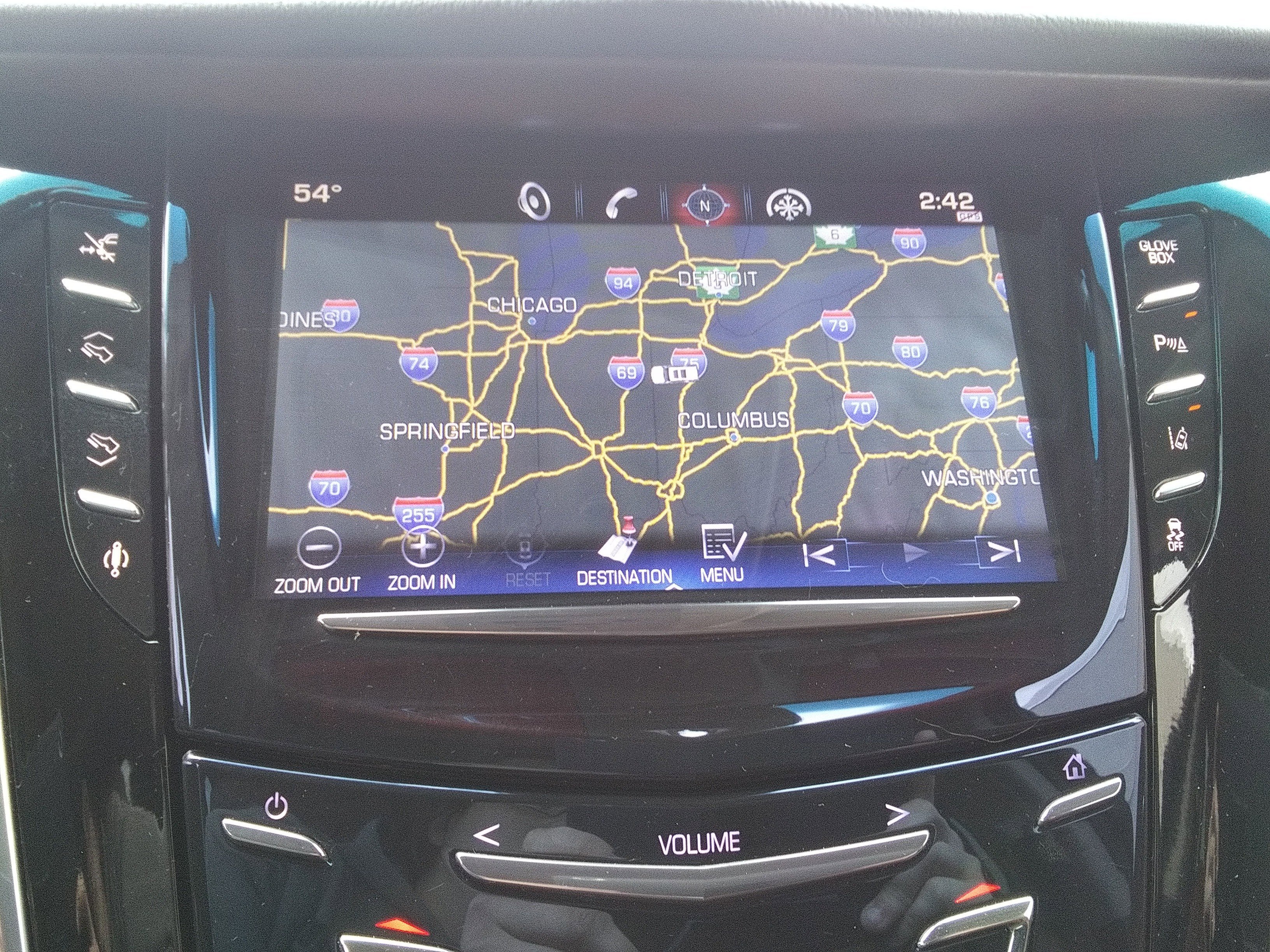 Used 2015 White Cadillac Premium image 27