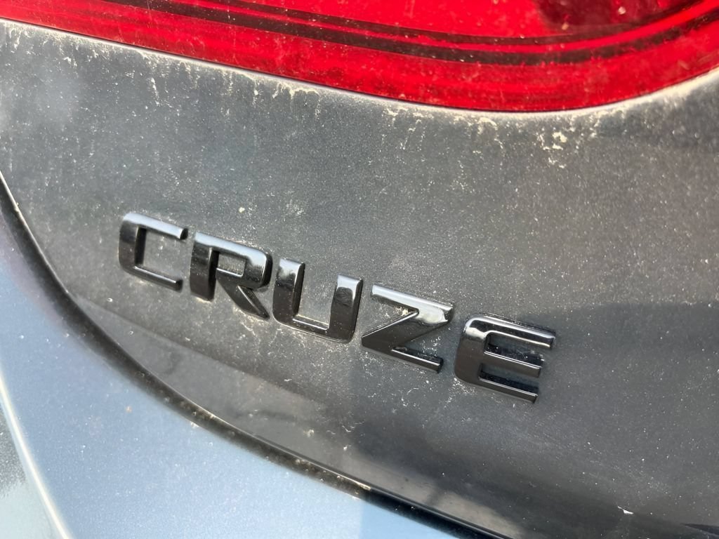 Used 2019 Graphite Metallic Chevrolet LT image 12