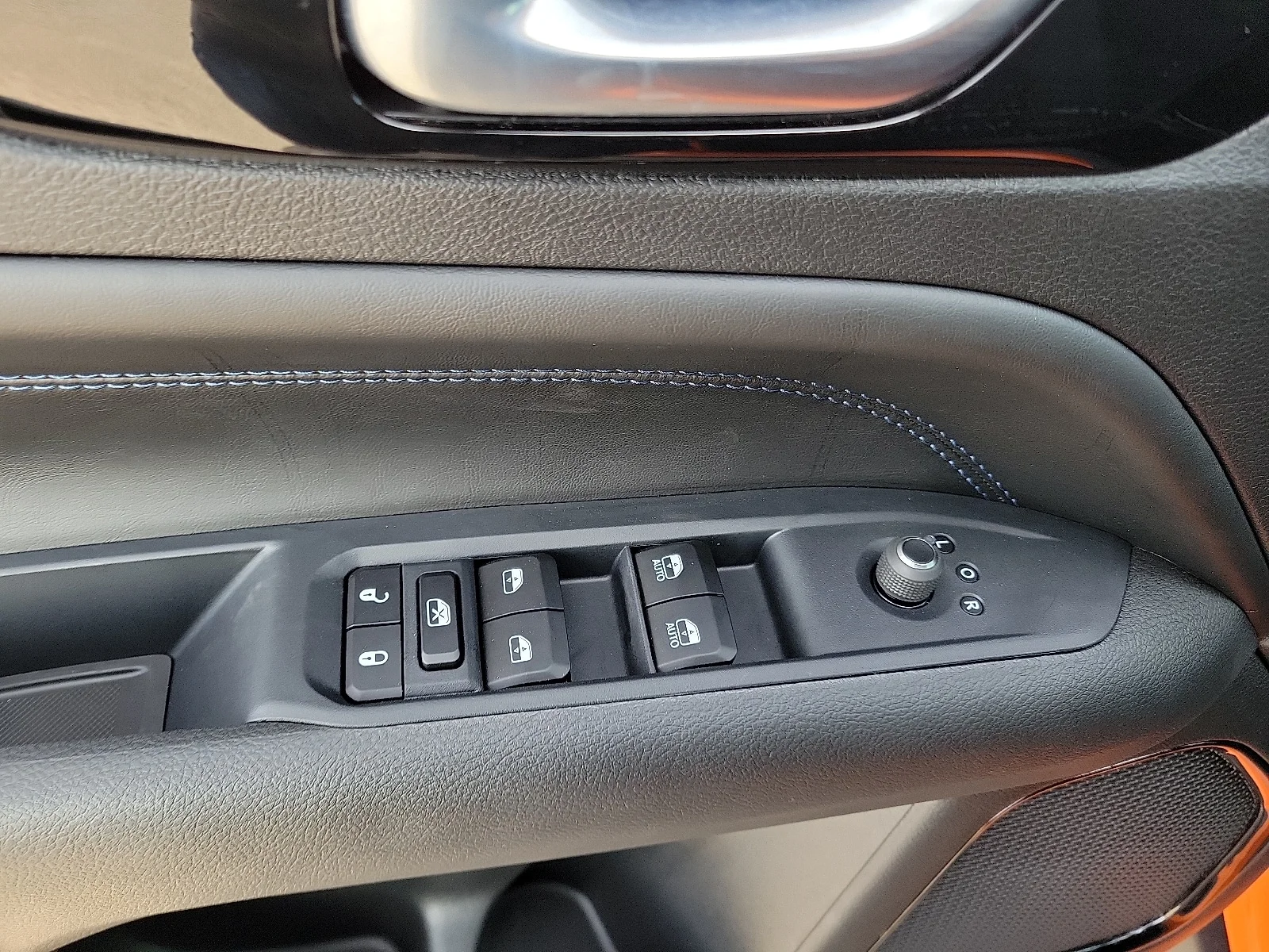 New 2026 PL4 Joose Jeep LATITUDE ALTITUDE 4X4 image 11