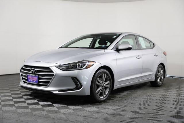 2017 Hyundai Elantra 1.8 Value Edition A/T's photo