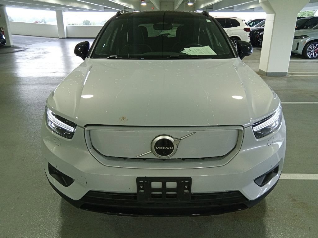 Used 2021 Volvo XC40 Recharge with VIN YV4ED3URXM2580384 for sale in Tigard, OR
