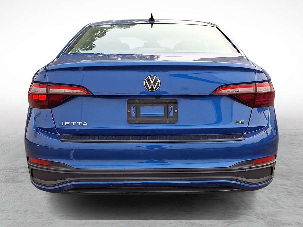 Used 2024 Blue Volkswagen 1.5T SE image 5