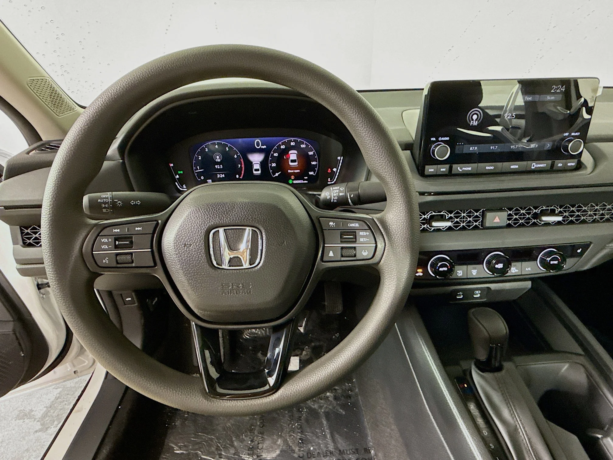 2025 Honda Accord SE - Photo 7