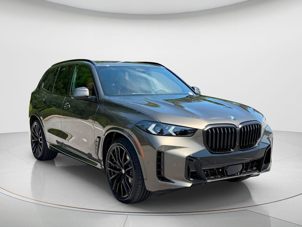 New 2026 Manhattan Green Metallic BMW xDrive40i image 3