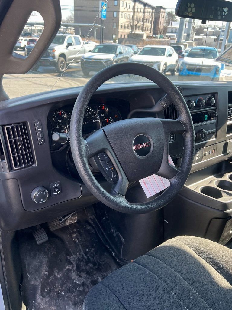 2024 GMC Savana Cargo Work Van - Photo 14
