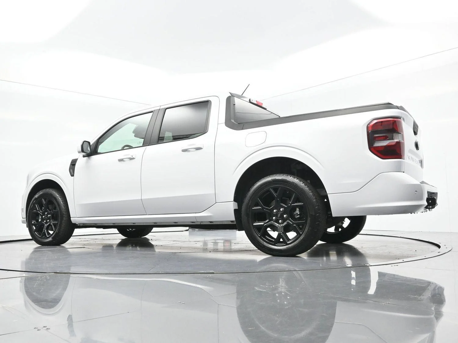 Used 2025 Oxford White Ford Lobo Standard image 44