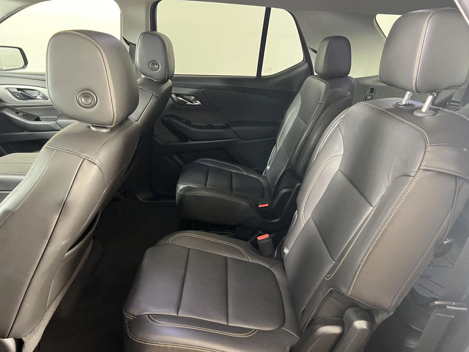 Used 2020 SATIN STEEL METALLIC Chevrolet RS image 19