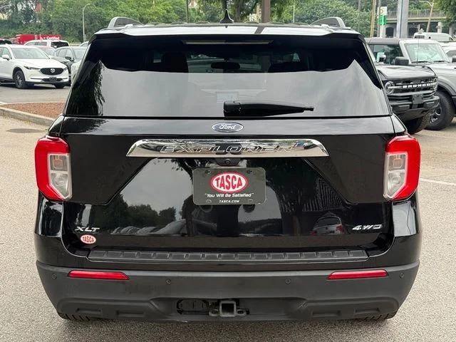 Used 2023 Black Ford XLT image 9