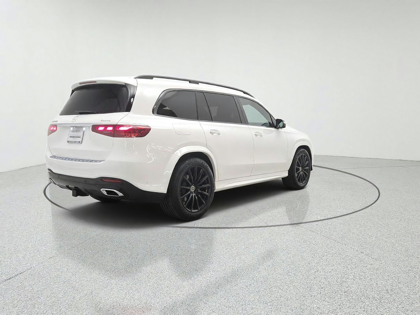 Certified Used 2024 Polar White Mercedes-Benz GLS 450 4MATIC® SUV image 5