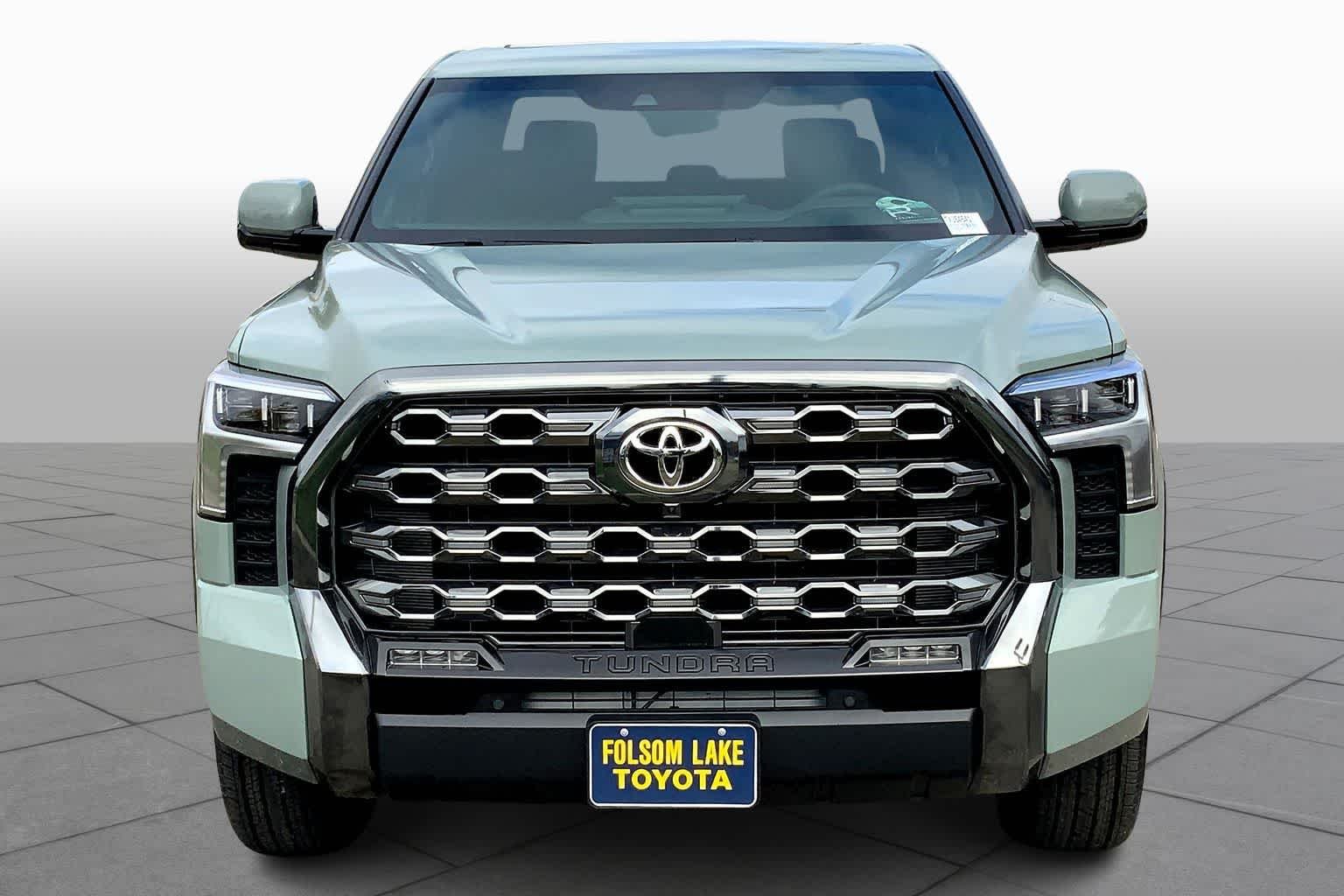 New 2026 Lunar Rock Toyota Platinum image 3