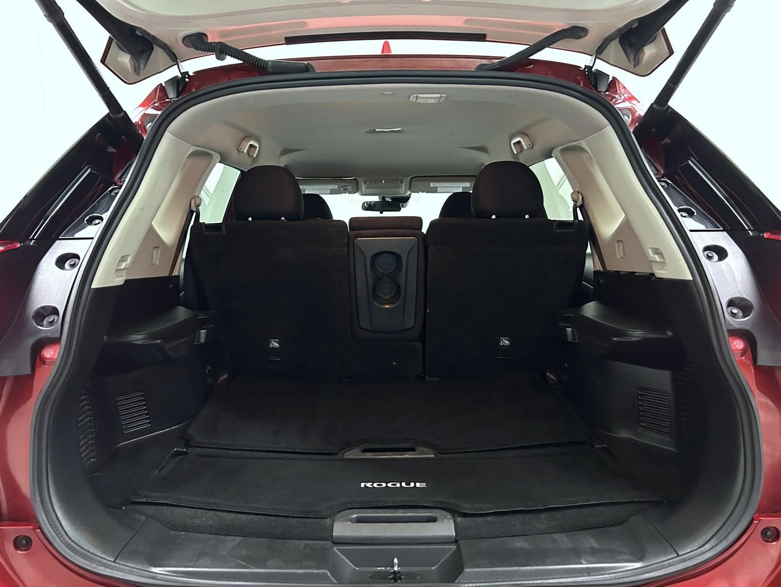 Used 2019 Red Nissan SV image 21