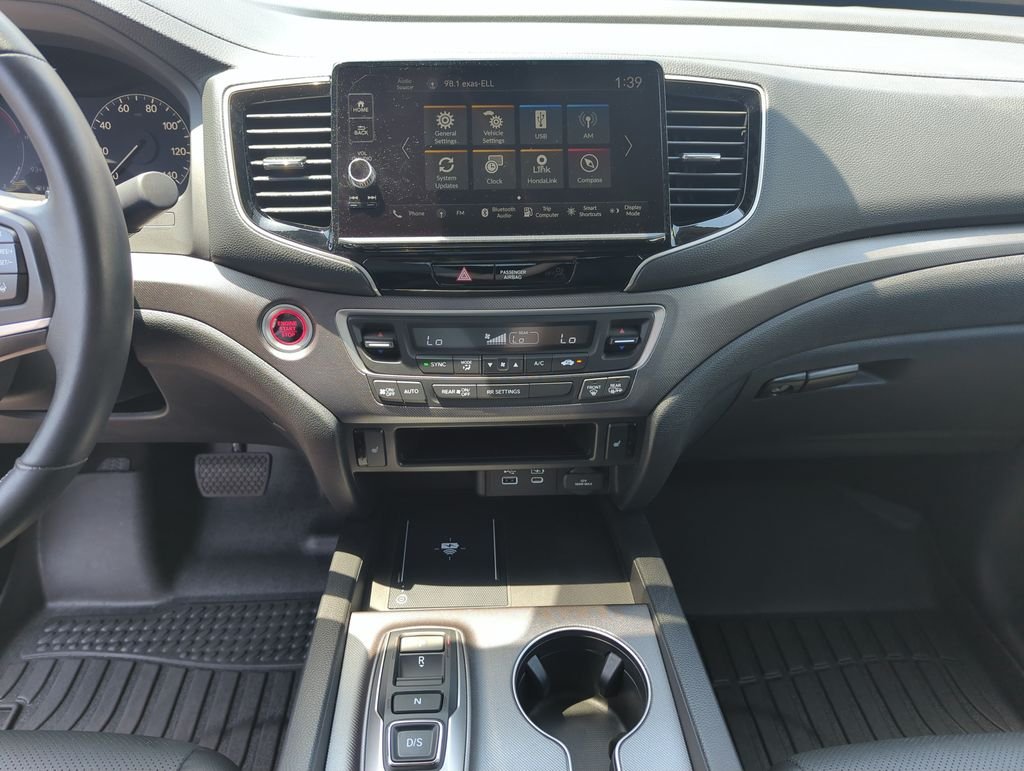 Used 2025  Honda RTL image 24