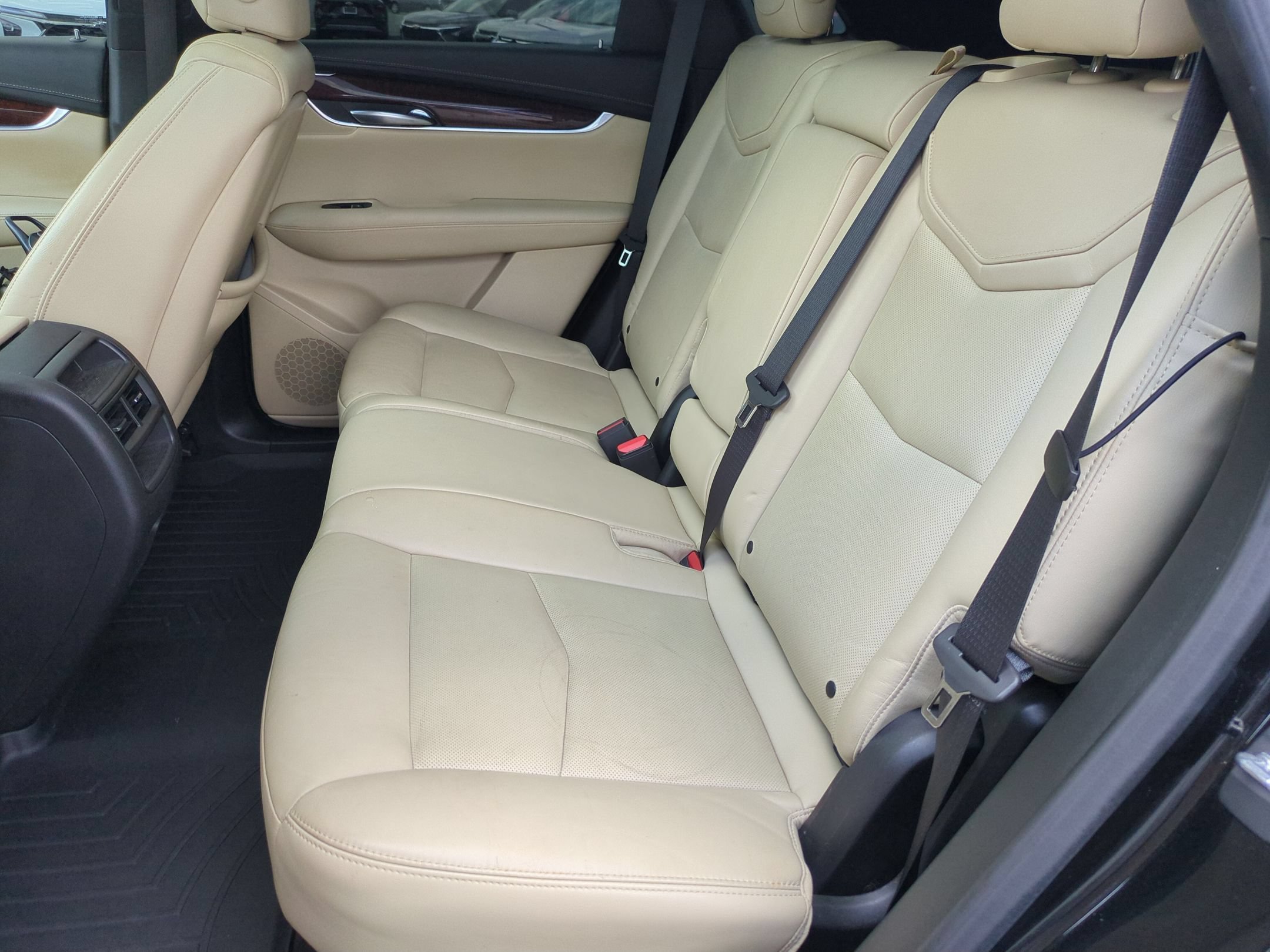Used 2018 Stellar Black Metallic Cadillac Luxury FWD image 30