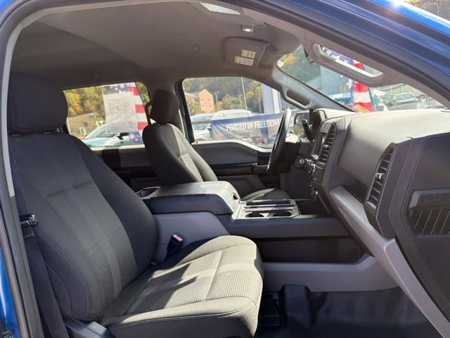 Used 2018 Blue Ford XL image 26