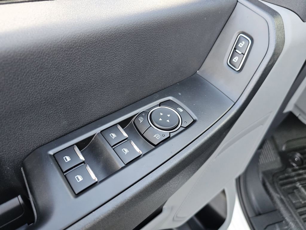 New 2026 Oxford White Ford XL image 30