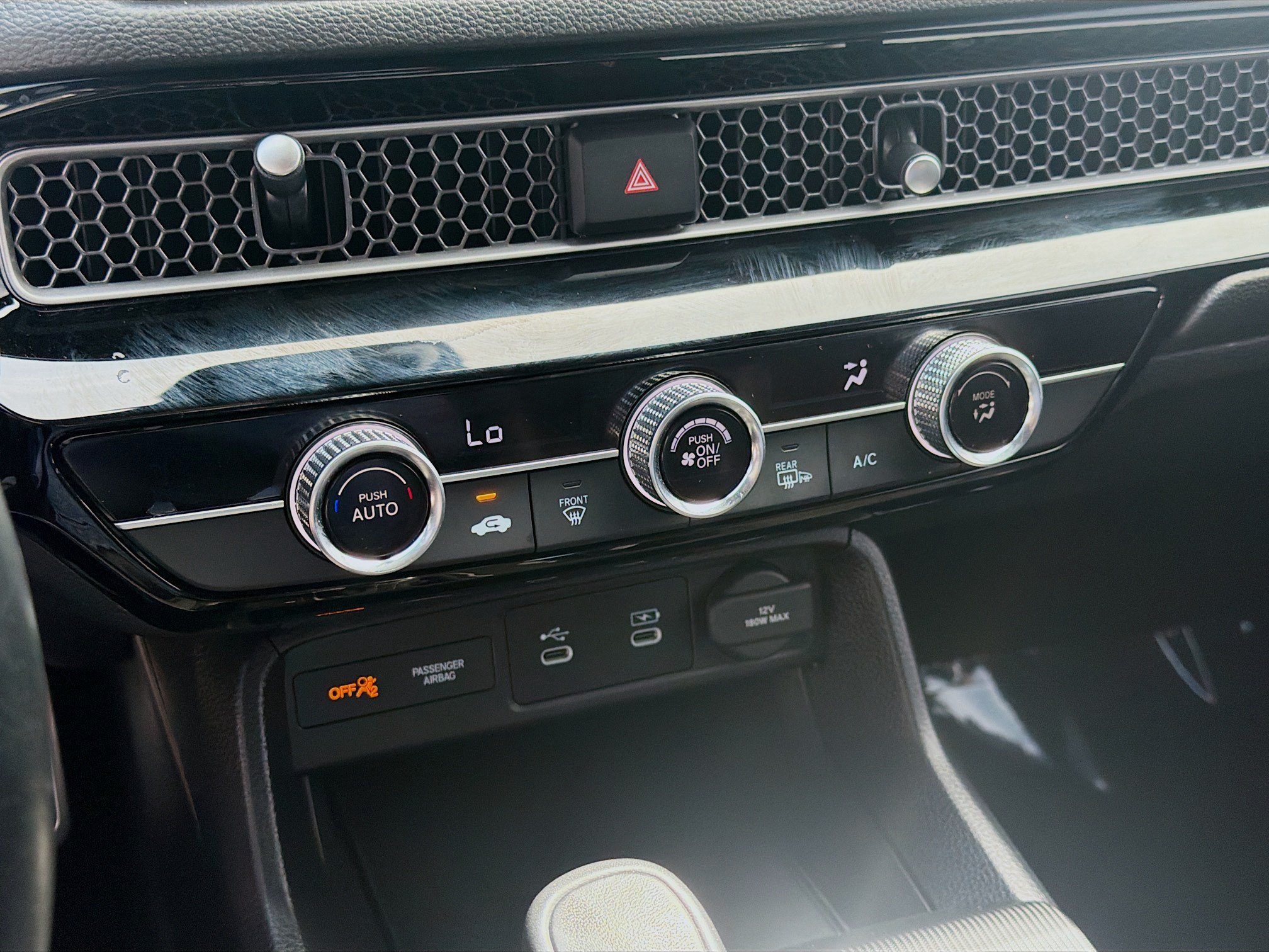 2025 Honda Civic Sport - Photo 14