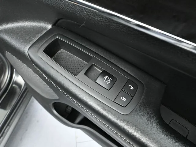 Used 2014 Black Jeep Limited image 45