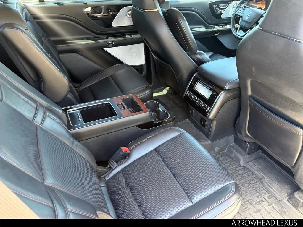 Used 2021 Black Lincoln Reserve image 30