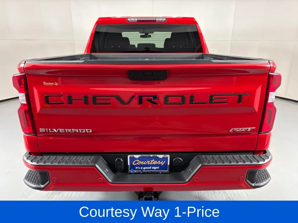 Used 2020 Red Chevrolet RST image 9