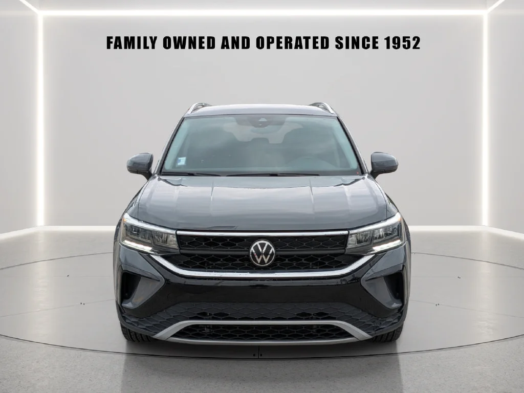 Used 2023 Gray Volkswagen 1.5T SE image 6
